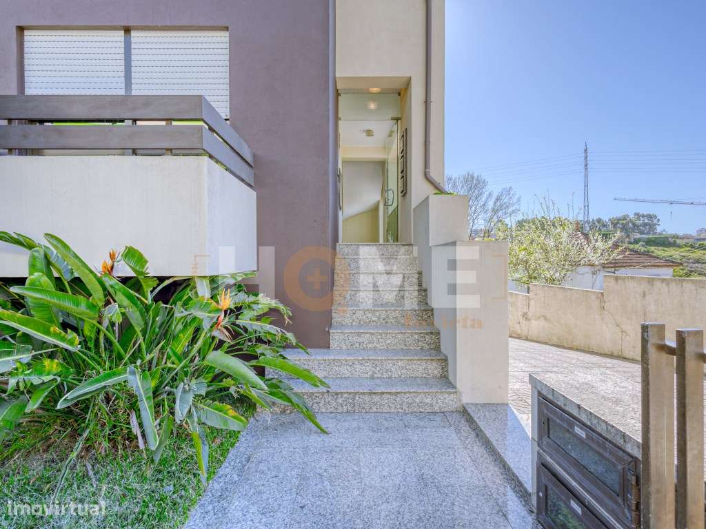 Apartamento T2 c/garagem Fechada | Milheirós, Maia-8