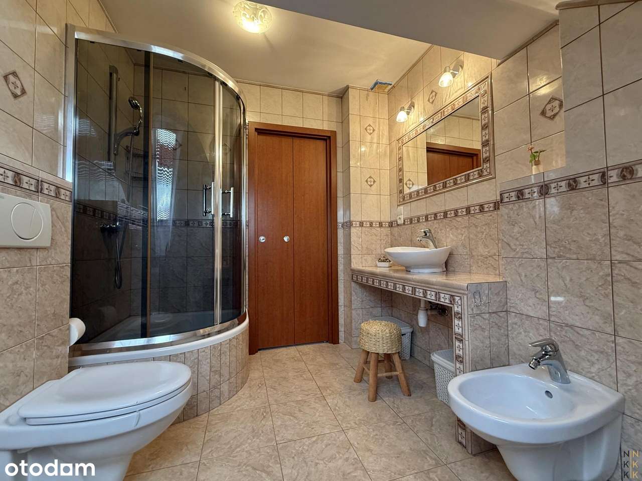 Mieszkanie dwupoziomowe z tarasem / m.parkingowe / Iwiny-16