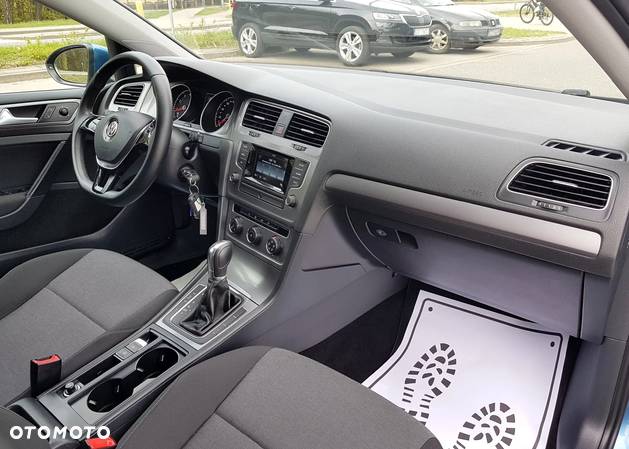 Volkswagen Golf 1.4 TSI BlueMotion Technology DSG Comfortline - 26