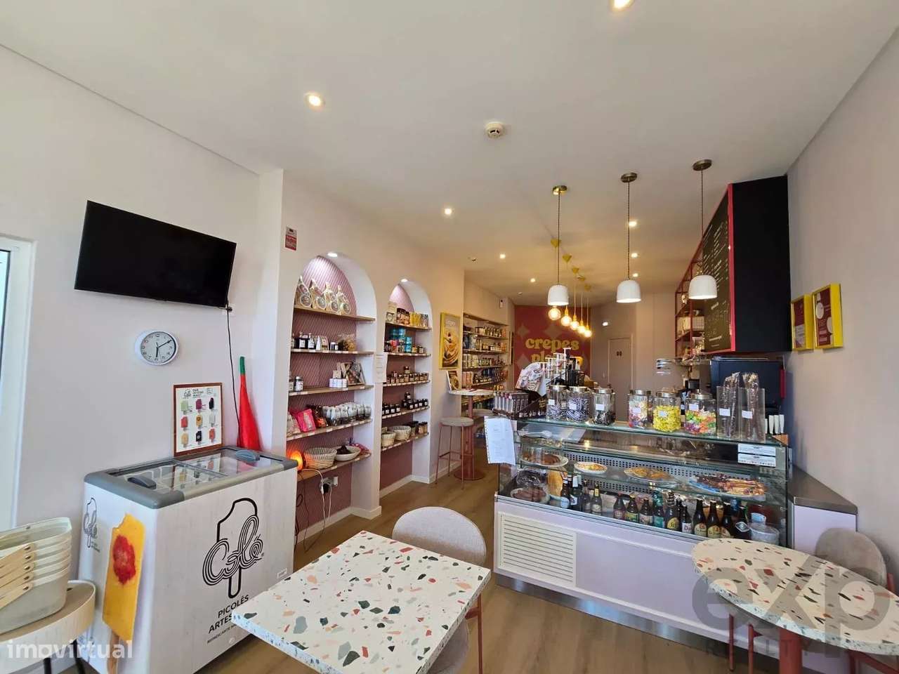Trespasse — Loja Totalmente Renovada e equipada no Centro da Lourinhã - Grande imagem: 5/17
