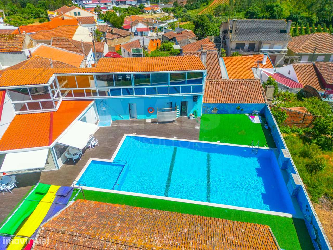 Propriedade Ideal para Investimento em Alguber - Grande imagem: 2/26