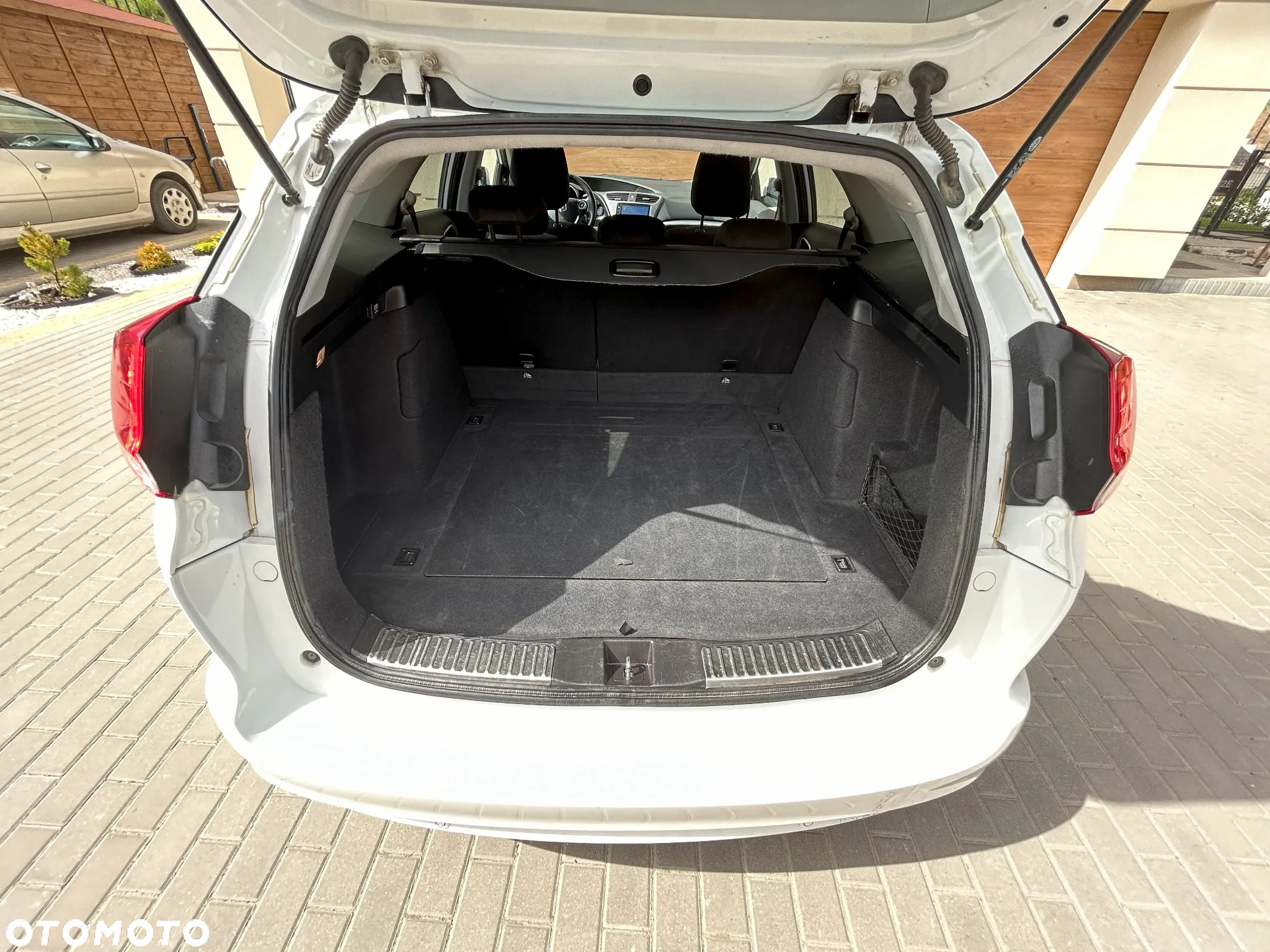 Honda Civic 1.8 Lifestyle (Honda Connect+) - 5