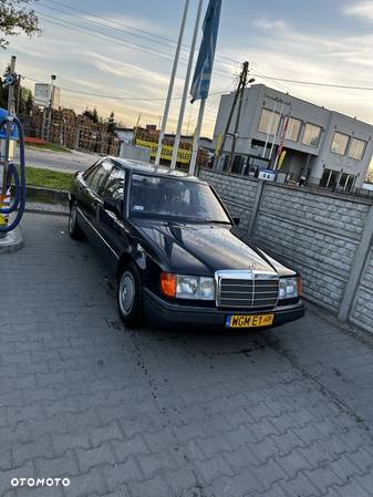 Mercedes-Benz W124 (1984-1993) - 36