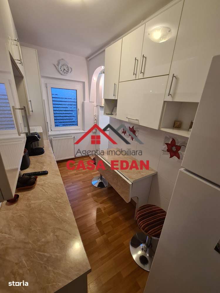 Garsoniera 40 mp in Campina--54.000e-12