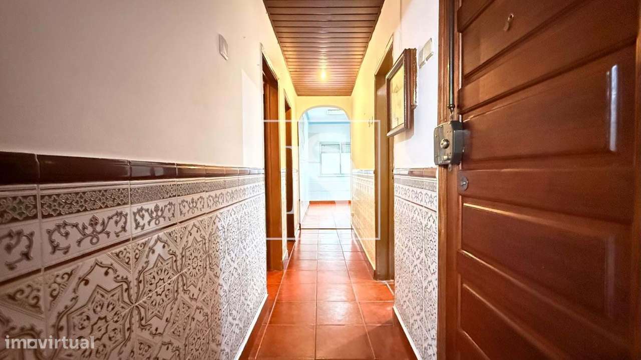 Apartamento T1+1 na Baixa da Banheira-12