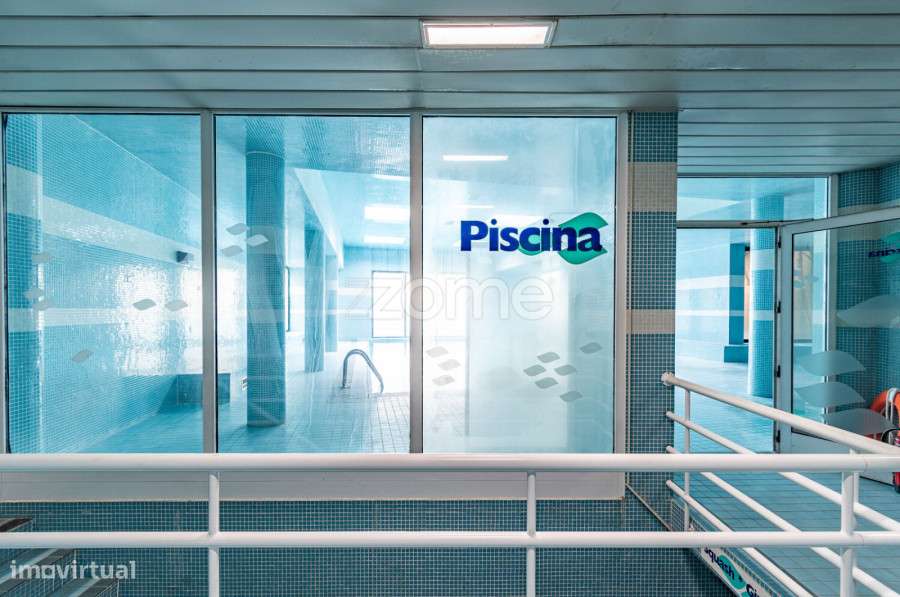 Apartamento T2+1 com Piscinas, Ginásio, Sala de Jogos e 2 Garagens-41