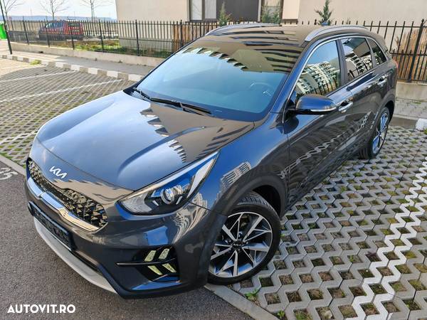 Kia Niro 1.6 GDI 6DCT HEV Premium - 24