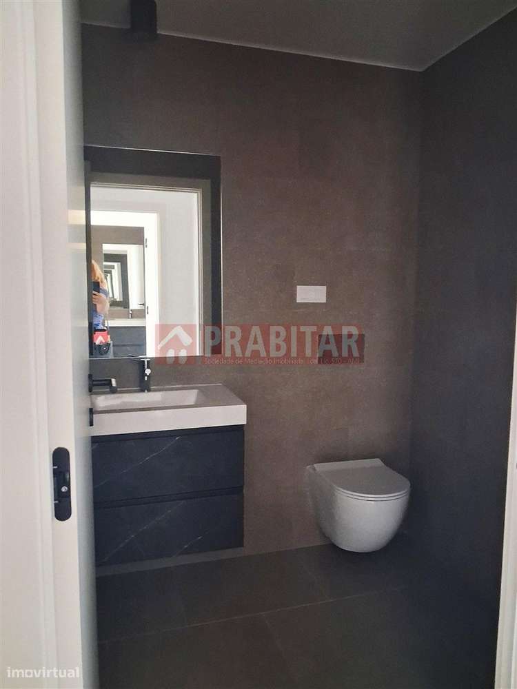APARTAMENTO T2 . NOVO-17
