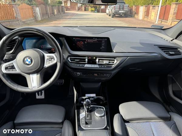 BMW Seria 1 118d M Sport - 8