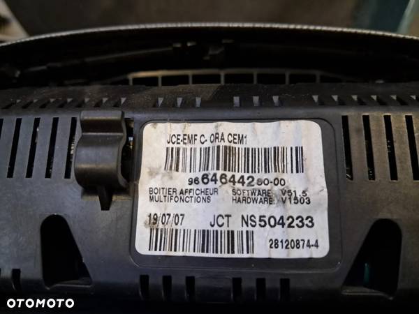 Peugeot 207 wyświetlacz radia kratka nawiewu - 3