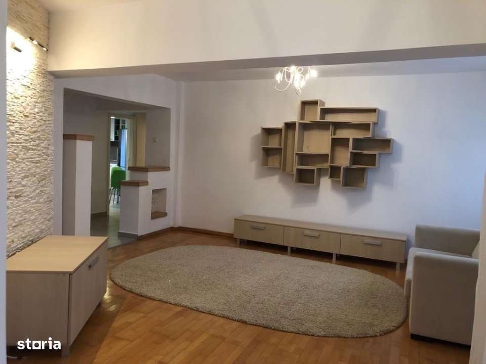 Apartament 3 camere Racadau-pietonal, decomandat, mobilat si utilat - Imagine principală: 3/9