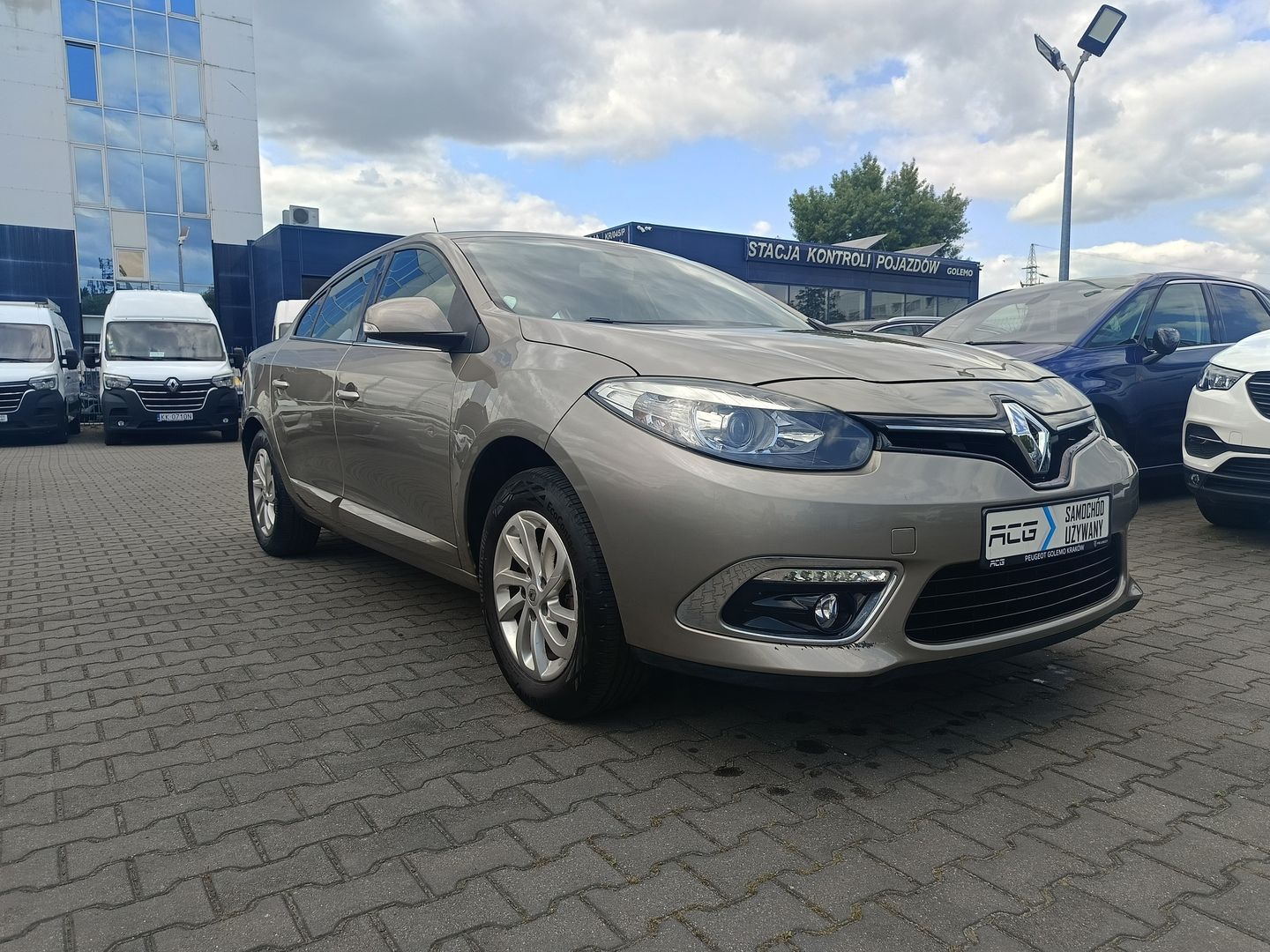 1.6 16V Intens Lpg Hands Free Klimatyzacja Czujniki parkowania