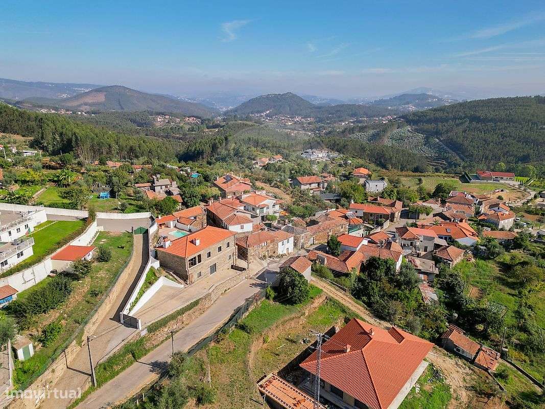 Moradia T4 para venda-46