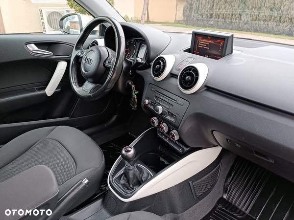 Audi A1 1.6 TDI Attraction - 33