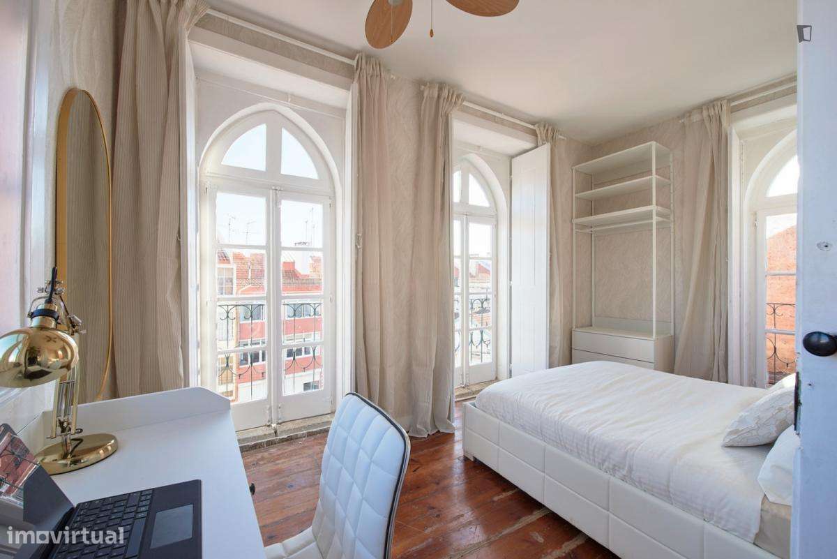 Quarto - localizado em Ajuda Lisbon - Grande imagem: 4/28