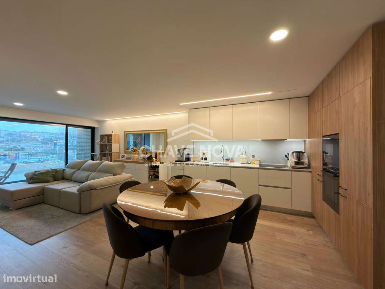 Apartamento T1+1 Santa Marinha de 2023 ao Arrábida Shopping VL8-12