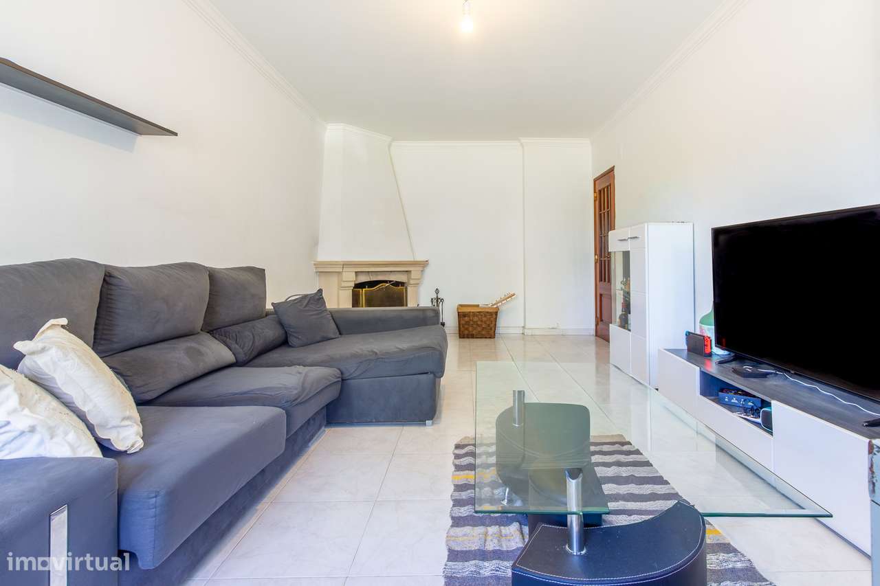 Apartamento T3 em Quinta do Conde, Sesimbra-1