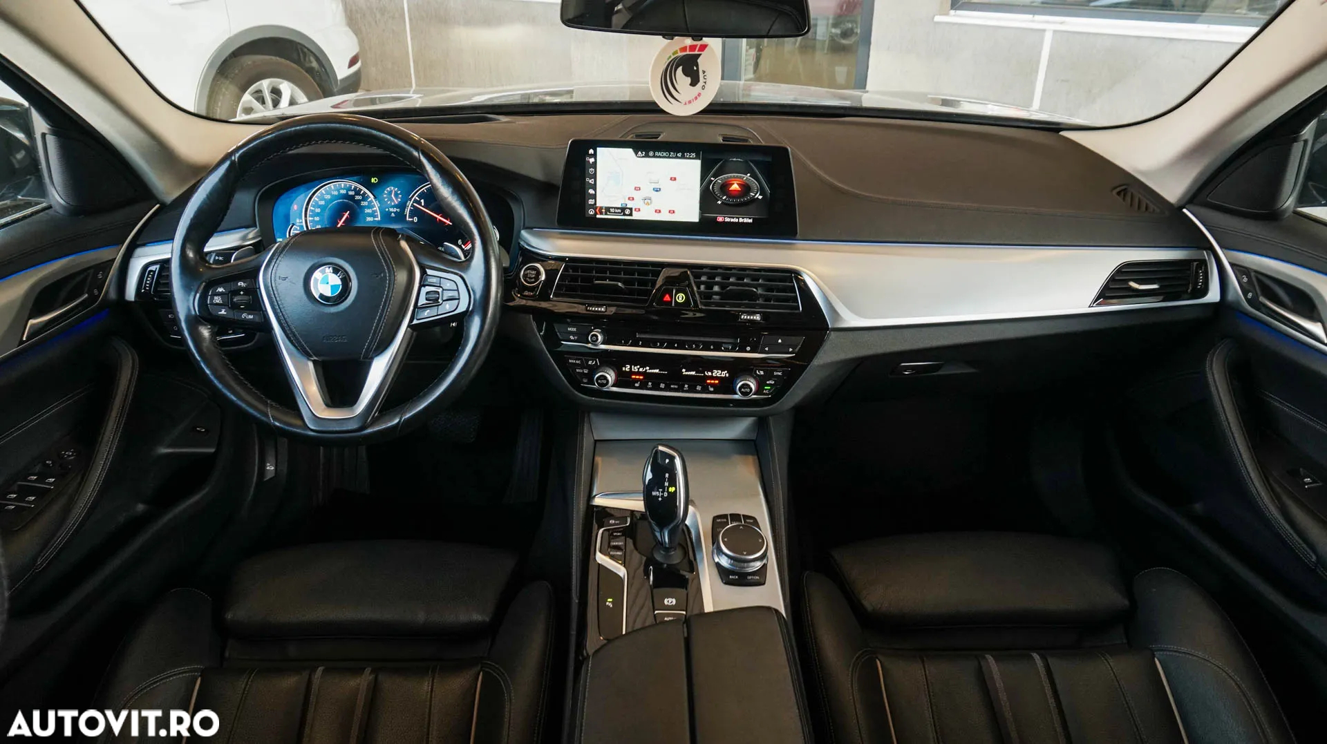 BMW Seria 5 530d xDrive AT - 8