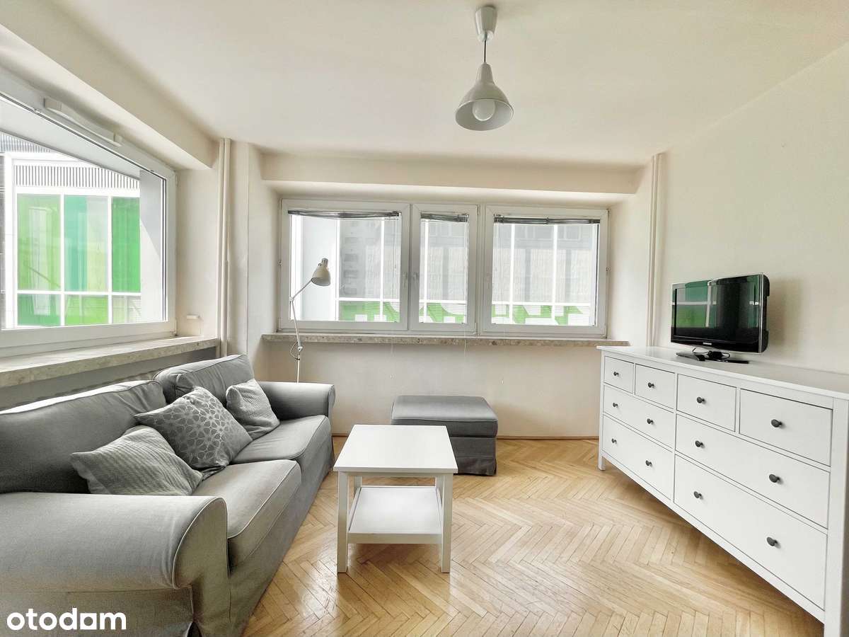 Słoneczne 2-pokojowe mieszkanie z balkonem. Metro Świętokrzyska - Pełny obrazek: 5/9