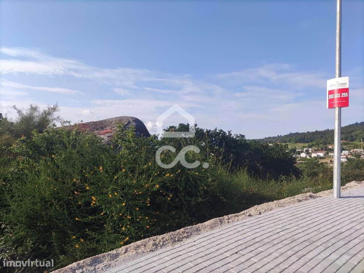 Terreno para construção em Pinheiro - Guimarães - Grande imagem: 5/13