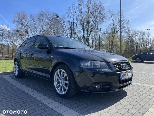 Audi A3 2.0 TFSI Sportback Ambiente - 1