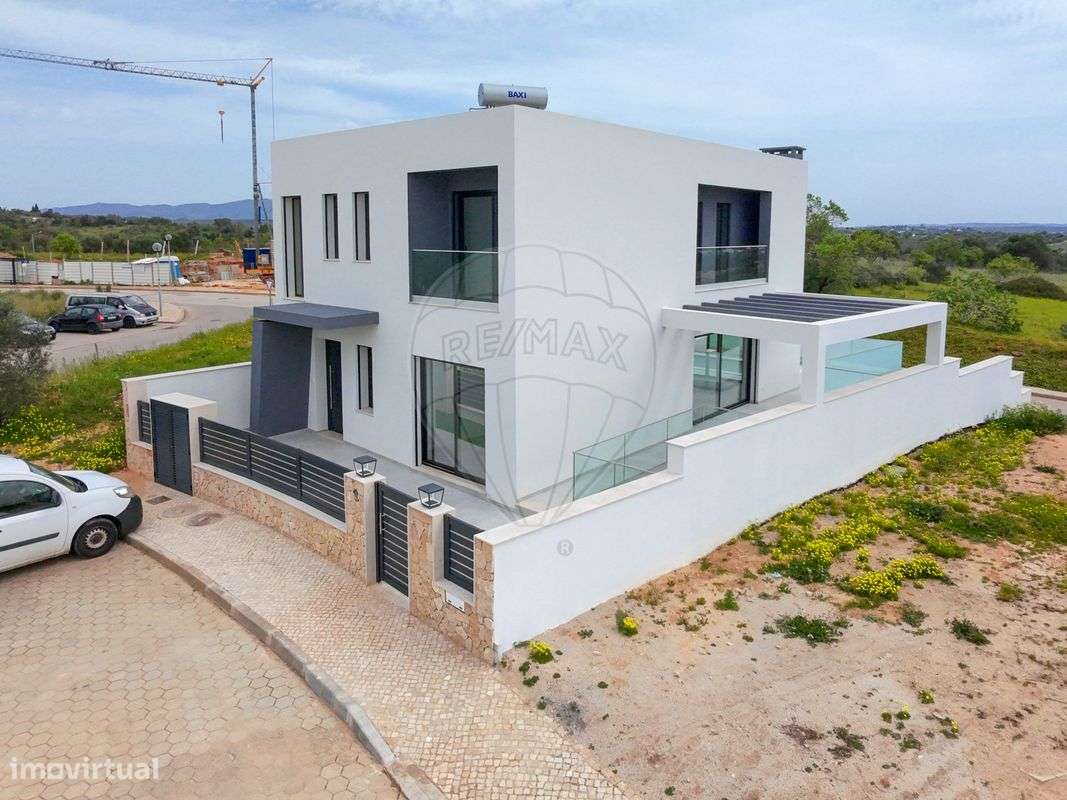 Moradia T3 para venda - Grande imagem: 2/46