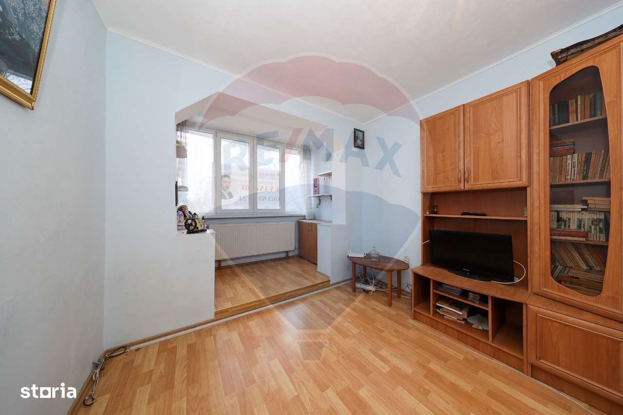 Apartament cu 3 camere de vânzare în zona Calea Bucuresti - Imagine principală: 5/20
