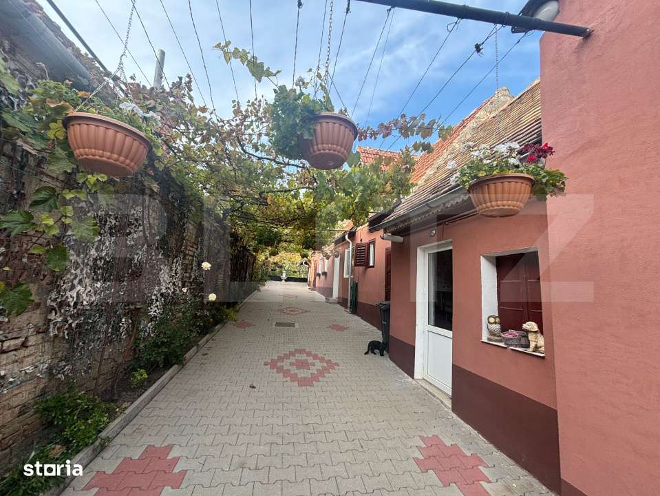 Casa de 130 mp utili in Șura Mare, cu terasa de 27 mp si teren de 250 - Imagine principală: 2/10