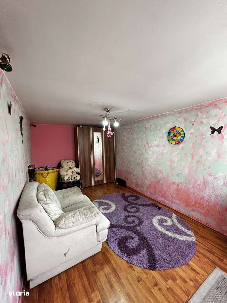 Casa 8 Camere Cu Teren 1500mp In Cermei - Imagine principală: 2/20