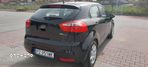 Kia Rio - 7