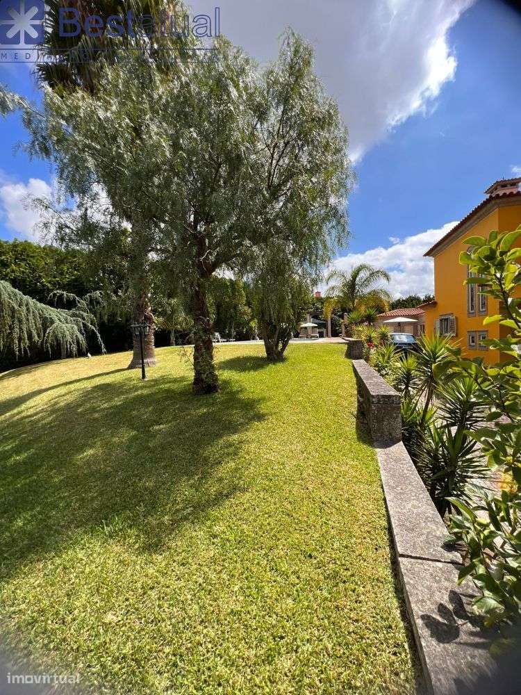 Moradia T4 - 4 Suites - Possib. Permuta - Ribeirão-58