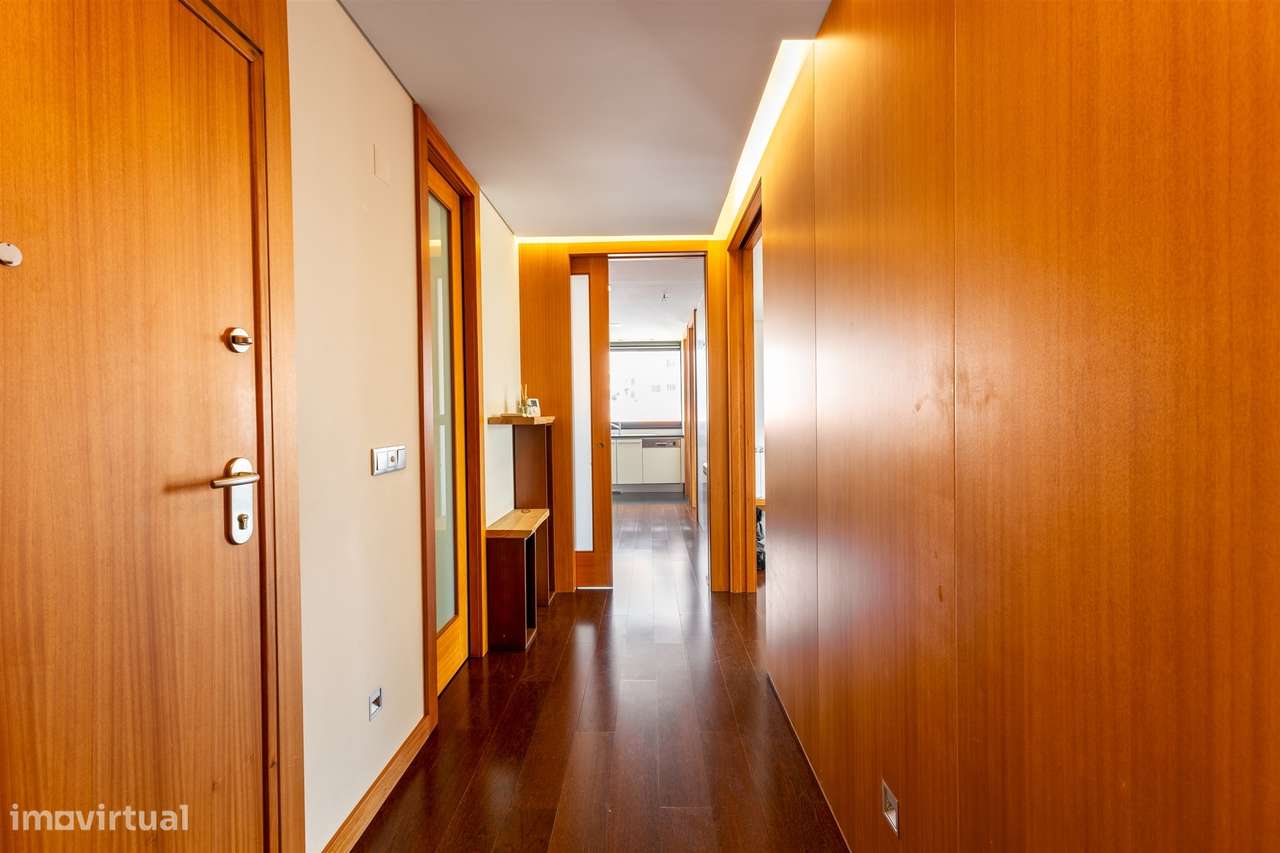 Apartamento T3 Venda em Oliveira do Douro,Vila Nova de Gaia-11
