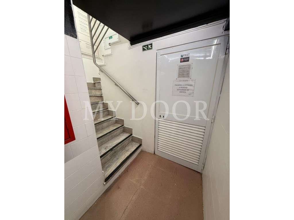 Av. Moscavide - Pastelaria / Restaurante -Trespasse - Central-14