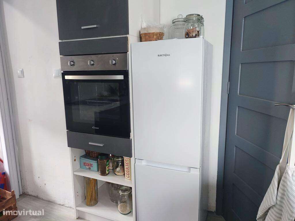 Moradia Isolada M4 com garagem em zona de  Eiras, Coimbra - Grande imagem: 2/6