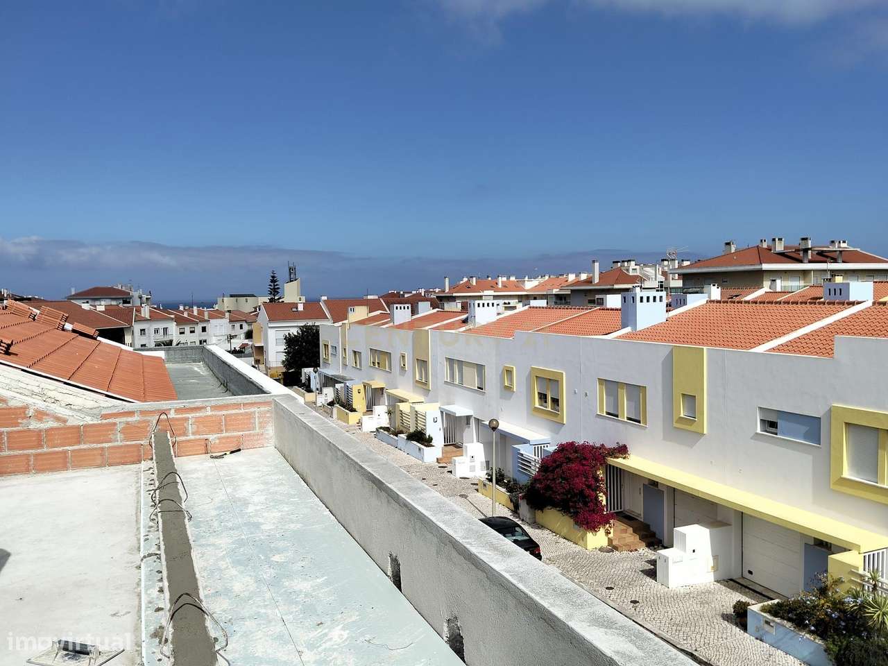 Moradia T3 Geminada no Centro de Santa Cruz-31