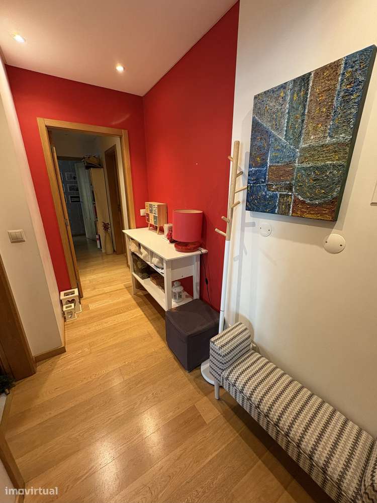 Excelente T2 na Quinta dos Barros (Alvalade), localização privilegiada - Grande imagem: 3/51