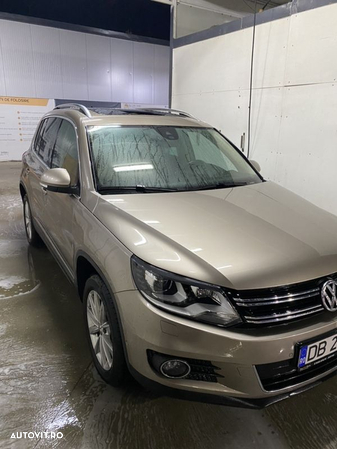 Volkswagen Tiguan 2.0 TDI 4Motion DSG BMT Sport & Style - 4