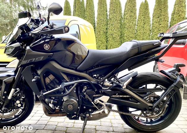 Yamaha MT - 4