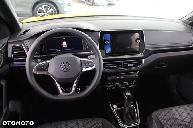 Volkswagen T-Cross - 11