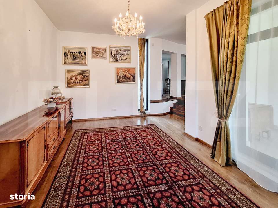 Casa deosebita in Europa, 265 mp utili, 640 mp teren, garaj dublu - Imagine principală: 5/19