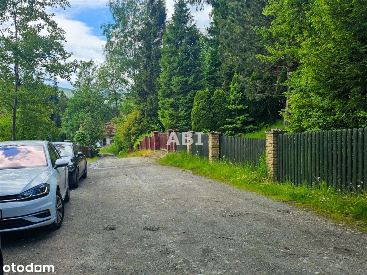 Pensjonat z dużą działką-19