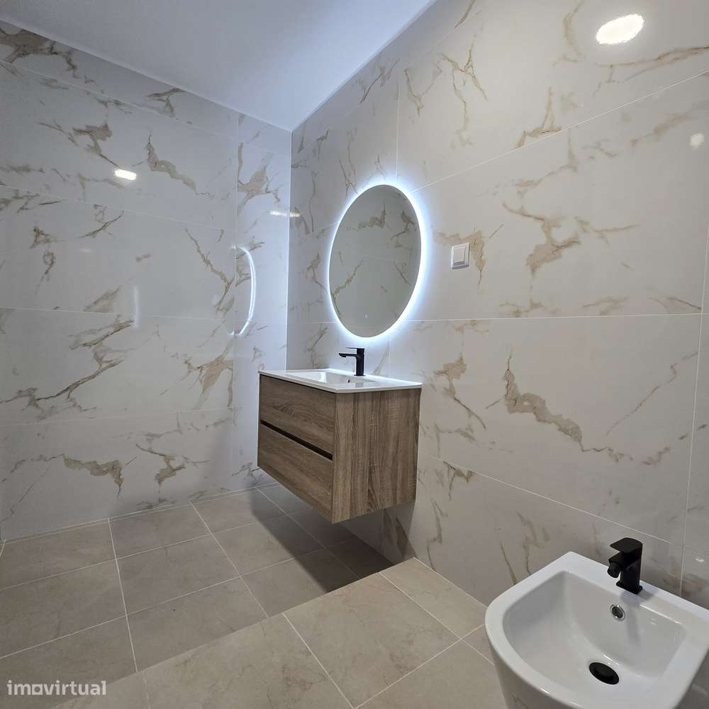 T3 Remodelado 2 Varandas 1 arrecadação-20