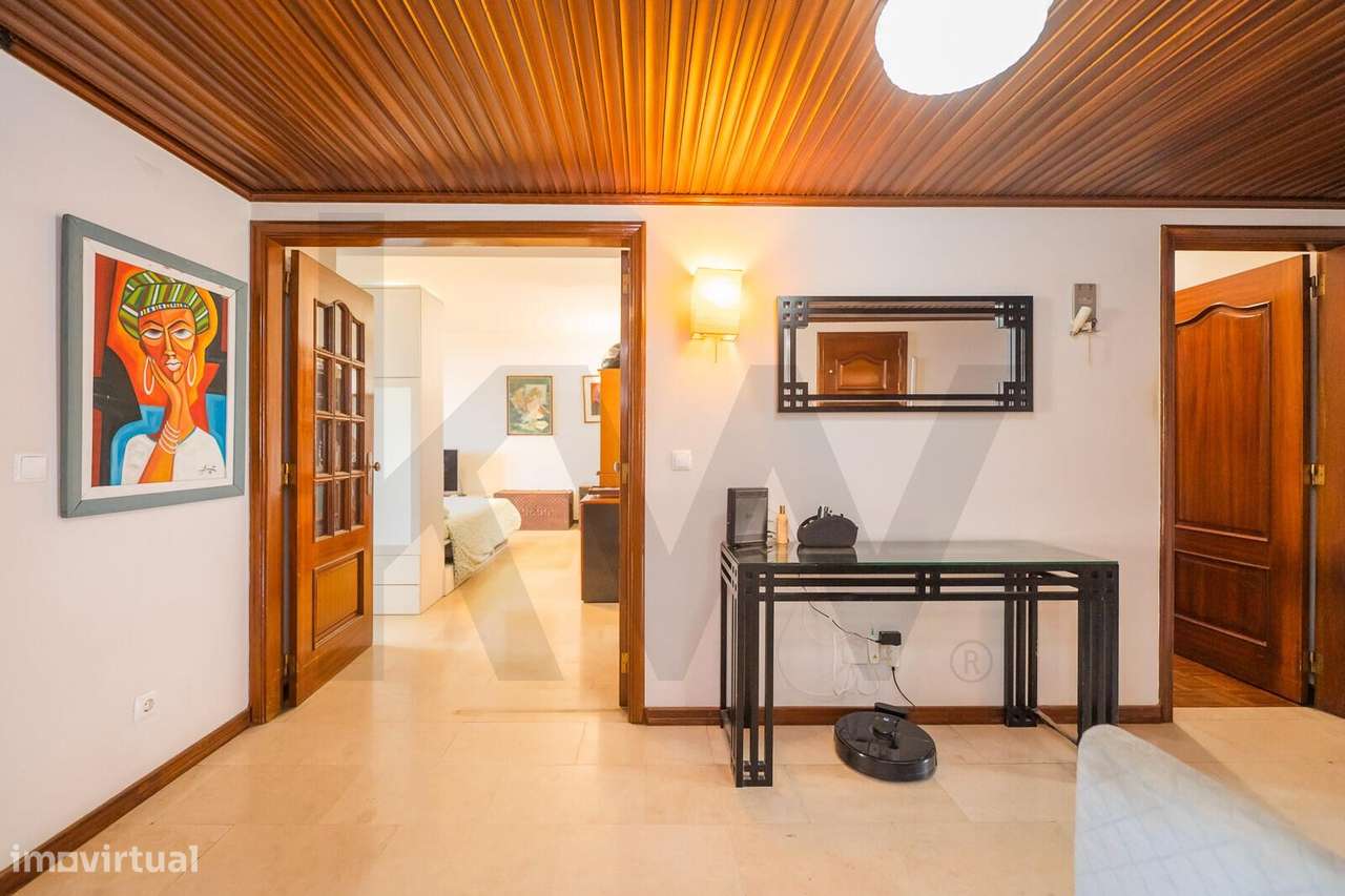 Imóvel T4 Vista DESLUMBRANTE  Rio 145m2,  com Garagem - Sta.Apolónia - Grande imagem: 3/48