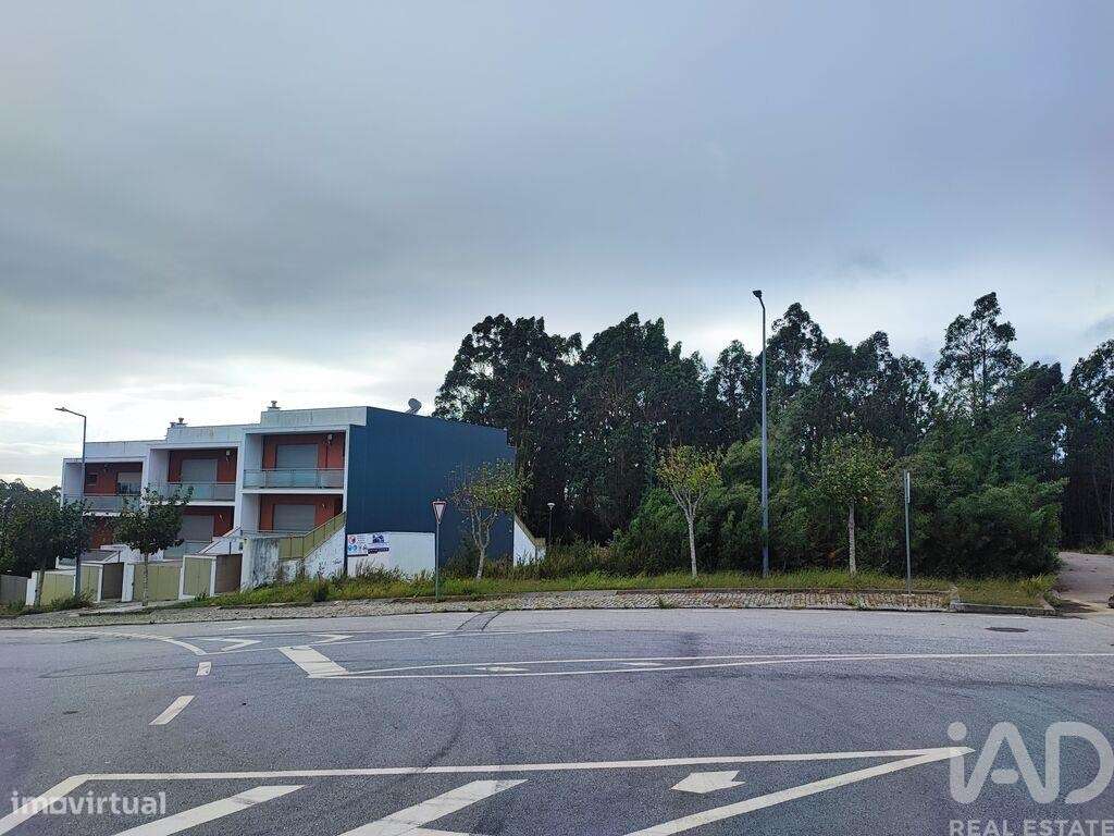 Terreno em São Miguel do Souto e Mosteirô de 298,00 m2 - Grande imagem: 2/5