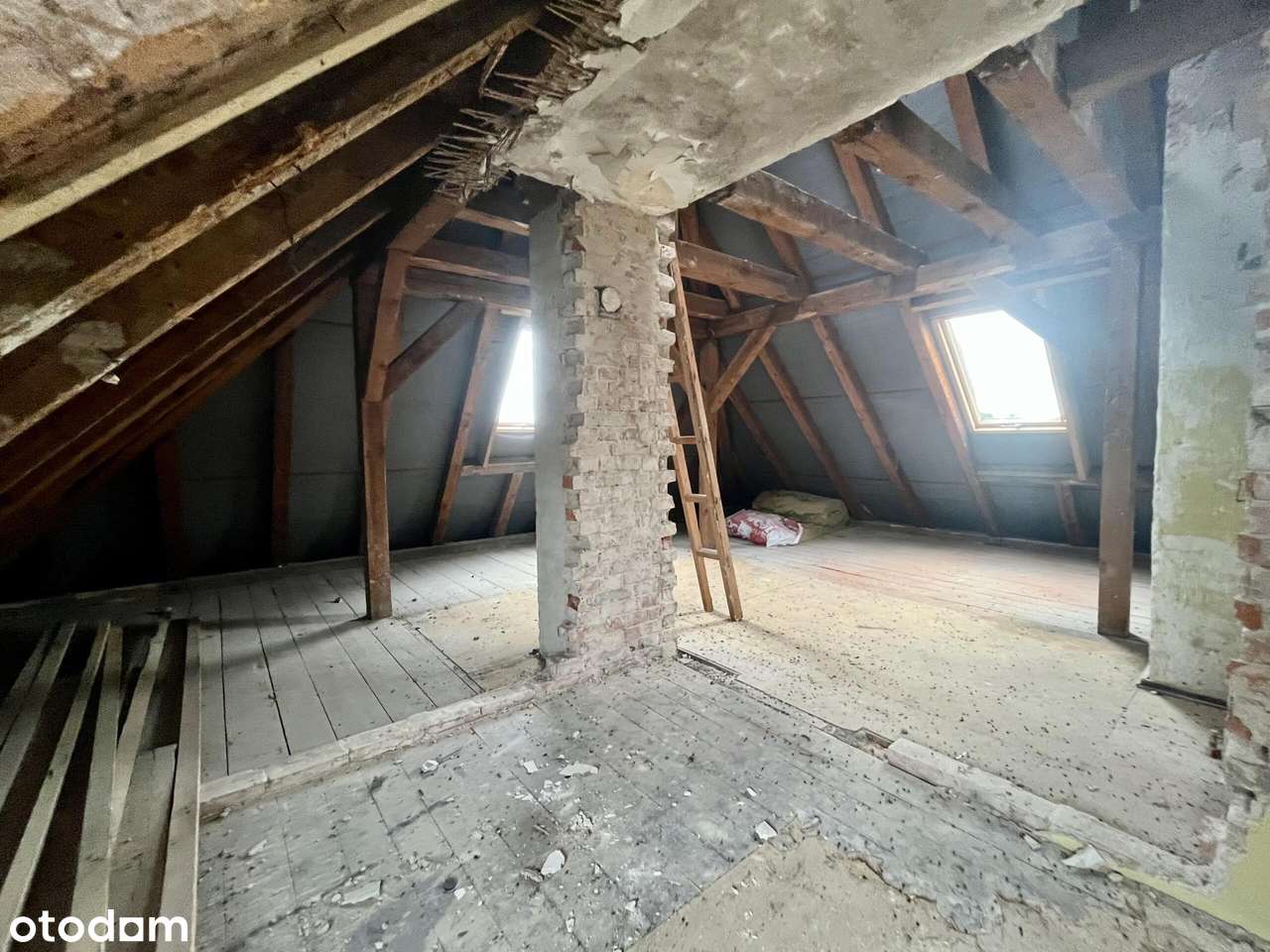 Obiekt, 265.0 m², Krośnice-6