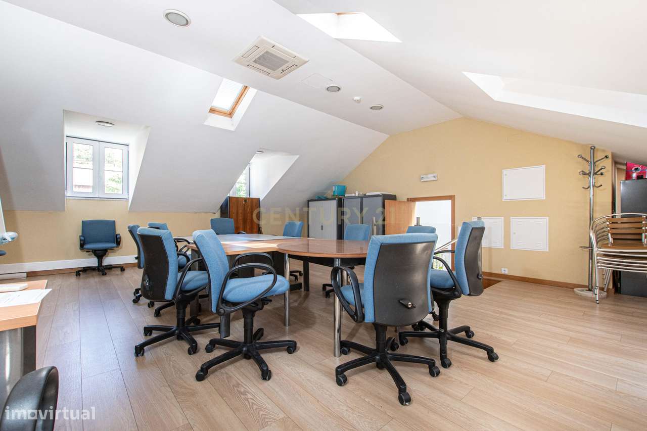 Prédio para arrendamento de Serviços. - Grande imagem: 5/26