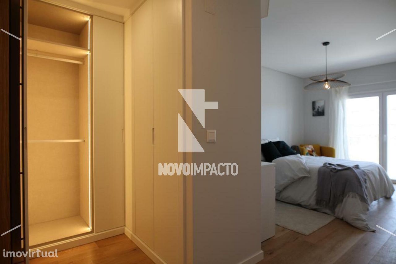 Montijo - Apartamento T3 c/ box, Varanda e Arrecadação