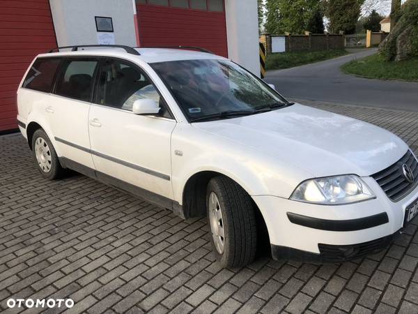 Volkswagen Passat 1.9 TDI 4Mot Comfortline - 3