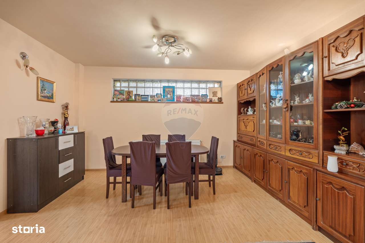 Casă / Vilă cu 6 camere de vânzare - Oraselul Copiilor-4