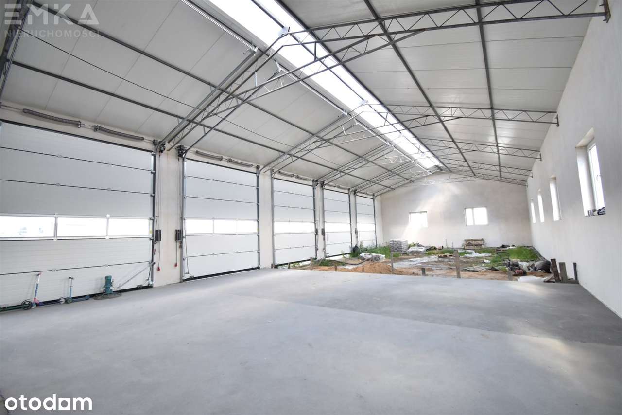 Dom + biuro + hala 5-stanowiskowa plac-9